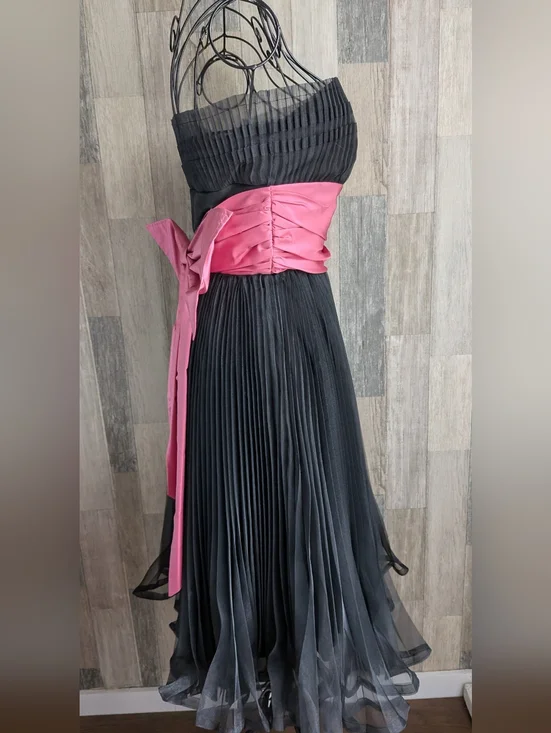 Betsey Johnson Special Occasion Dress - Picture 2 of 16